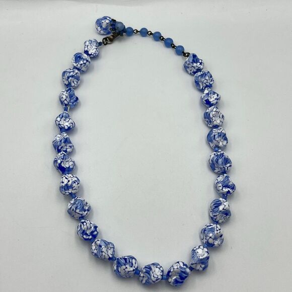 Vintage rare museum, quality, Miriam Haskell, blue and white glassfused Necklace - Picture 3 of 12